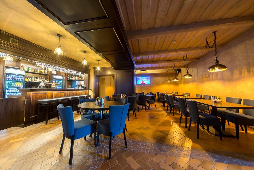 Šiauliai Hotel - Bar Grafaite מראה חיצוני תמונה