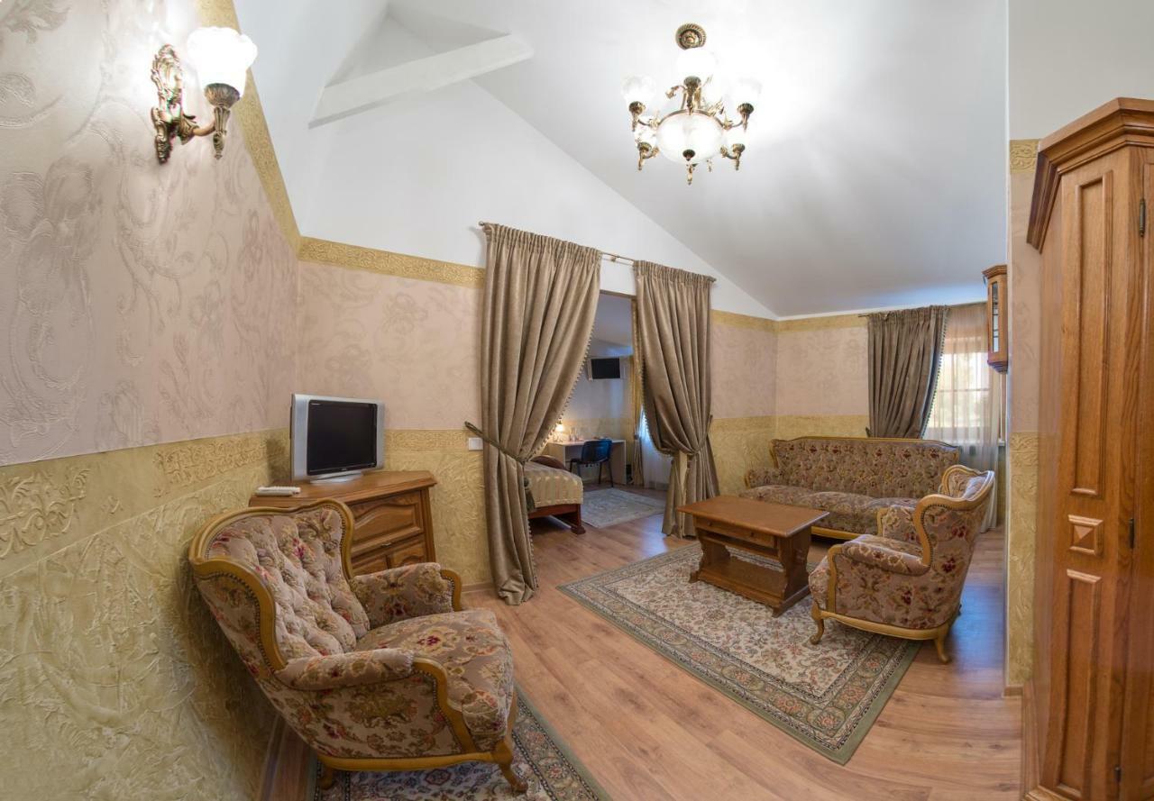 Šiauliai Hotel - Bar Grafaite מראה חיצוני תמונה